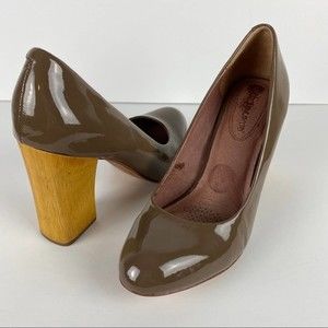 CORSO COMO Patent Leather Pumps w/ Wooden Heel 7.5